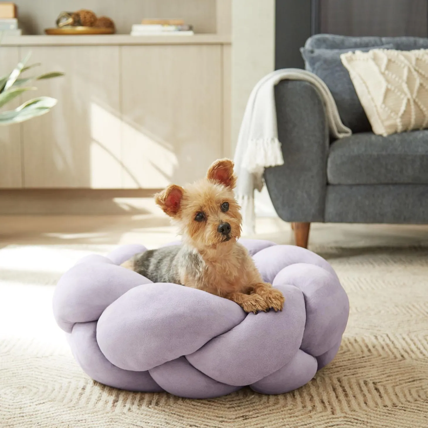 Braided Cuddler Lilac Bed